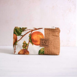 Pochette realizzata a mano con stoffe di recupero
