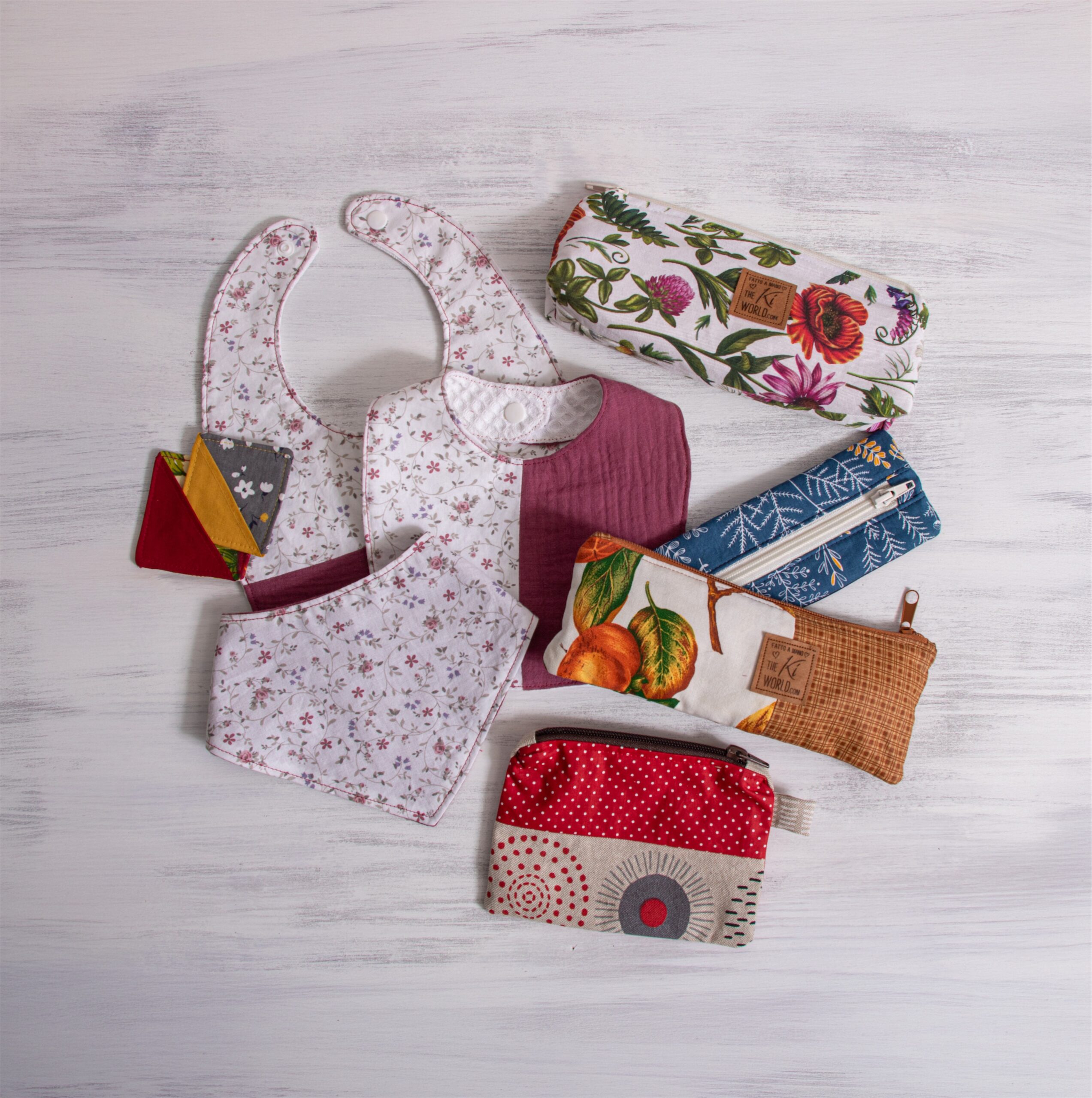 Idee regalo realizzate con stoffe recuperate attraverso il riciclo creativo