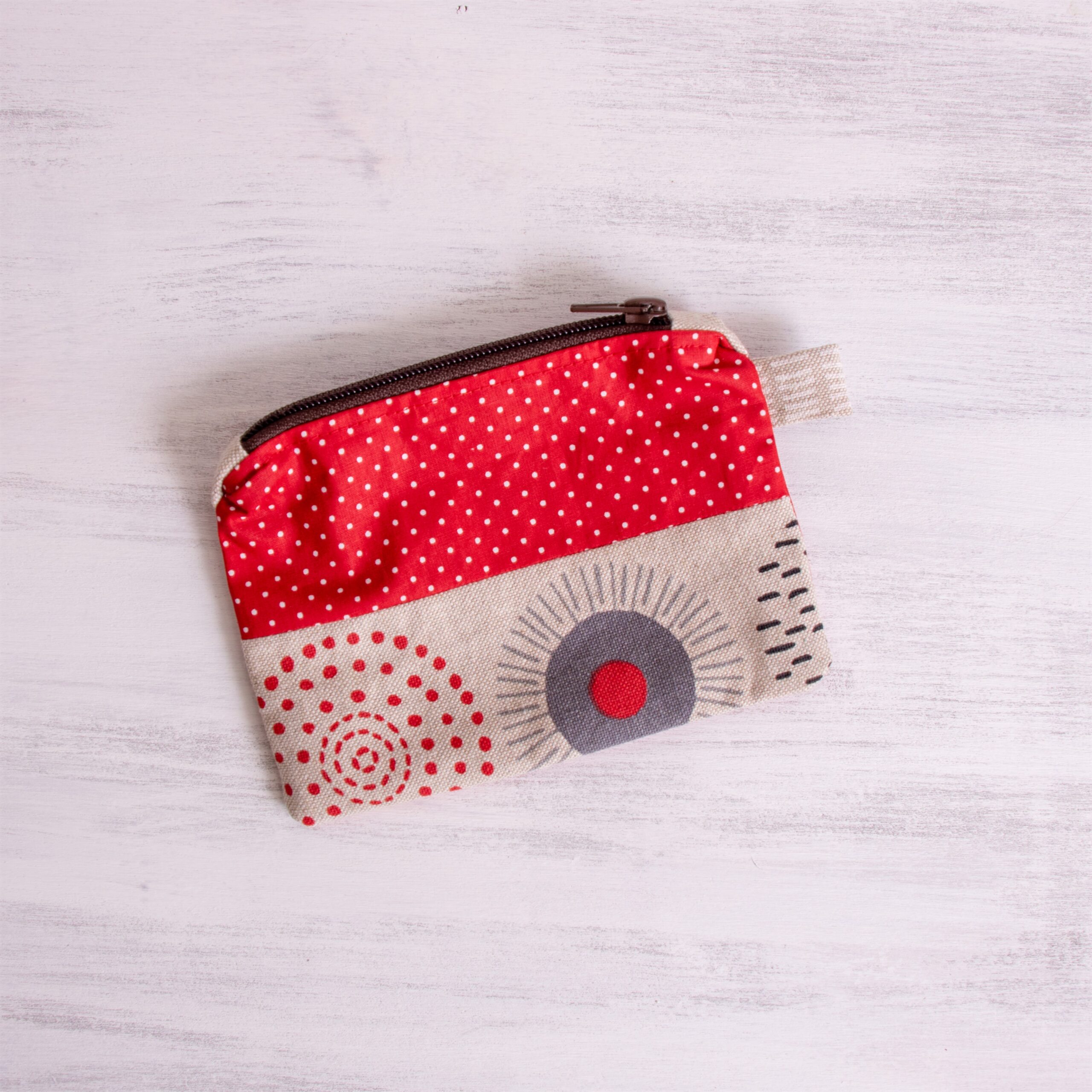 pochette cucita a mano